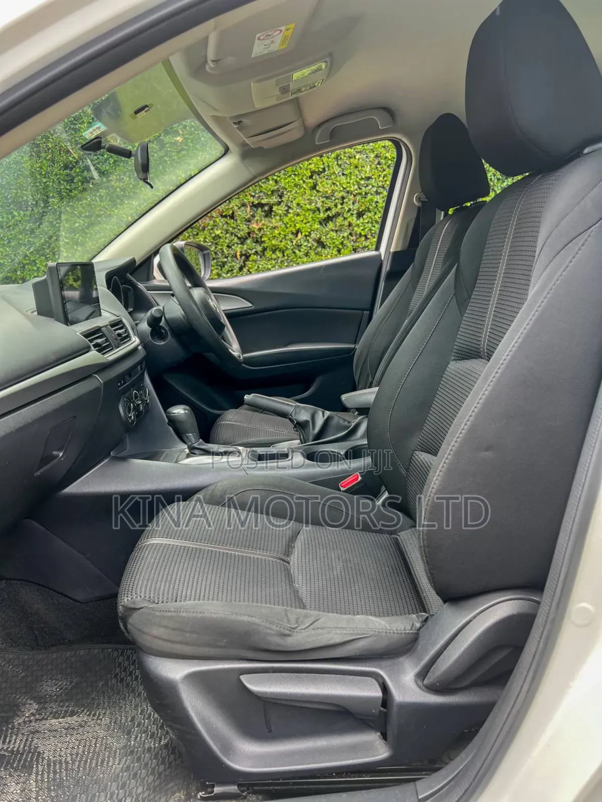 Mazda Axela 2019 Pearl