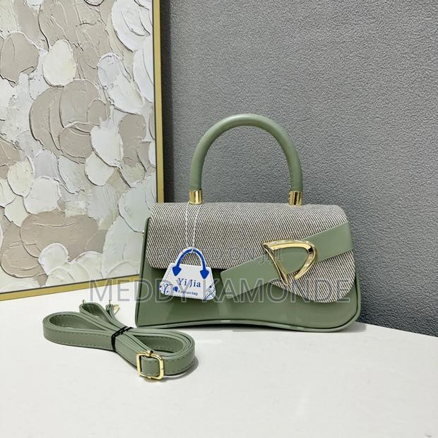 Cute Green Handbag - thumbnail 2