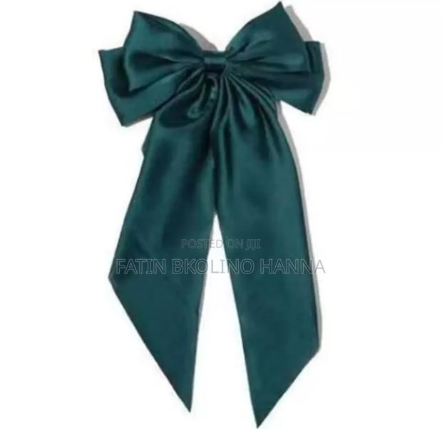 Elegant Head Bows - thumbnail 2