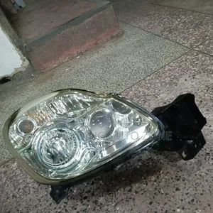 Mazda Verisa Zenon Headlight.