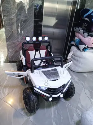 Stylish Kids' Electric Car - Battery Powered for Outdoor Fun