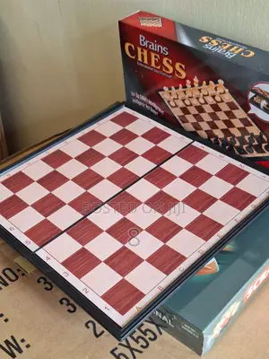 Travel-Friendly Magnetic Chess Set - Compact and Convenient