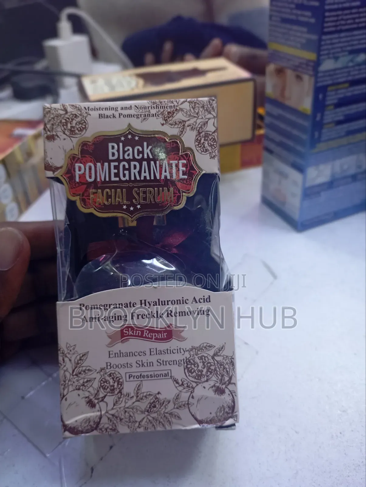 Black Pomegranate Face Serum