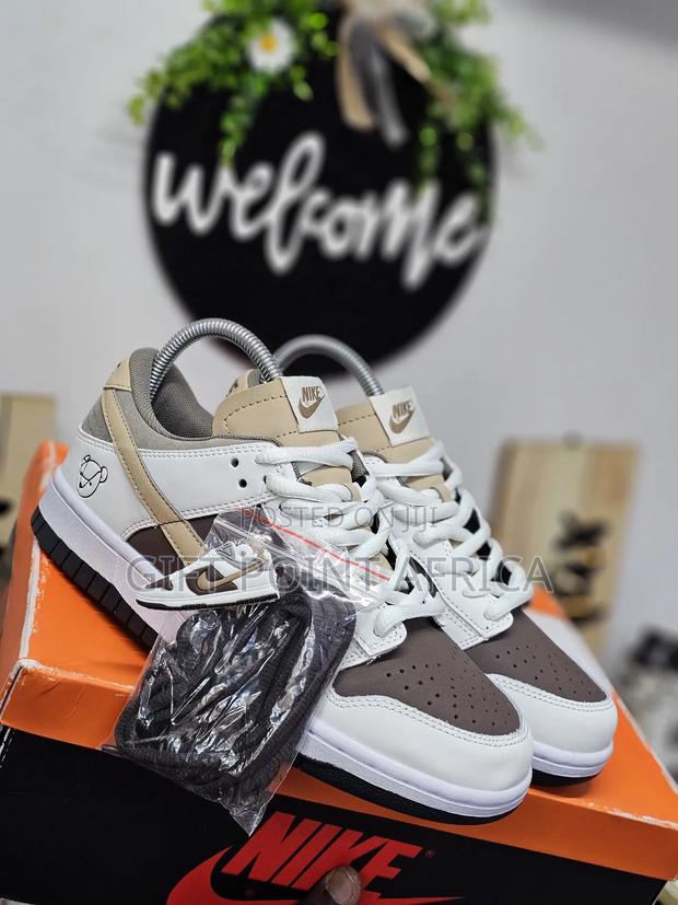 Nike SB Dunk Otomo Unisex Sneakers - main view