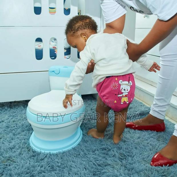 Baby Potty With Soft Cushion - main view