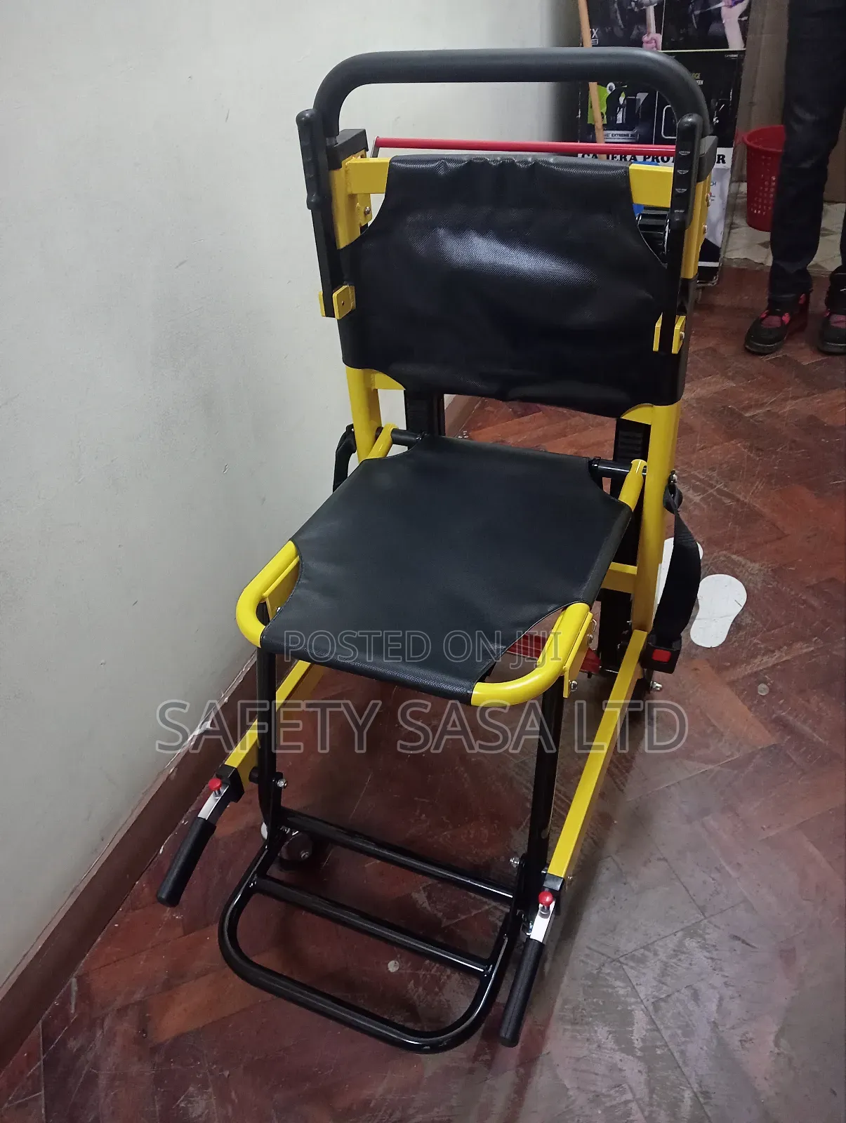 Manual Stair-Climbing Evacuation Chair