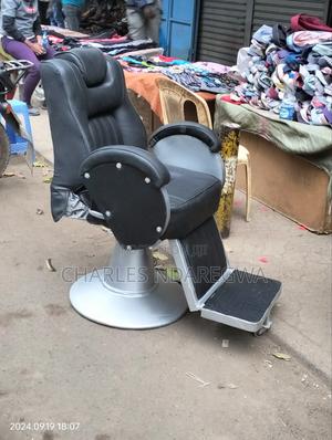 Barber Chair - thumbnail 2