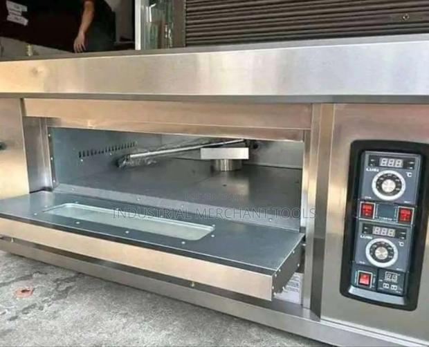 Heavy Duty Deck 2trays Electric Oven - main view