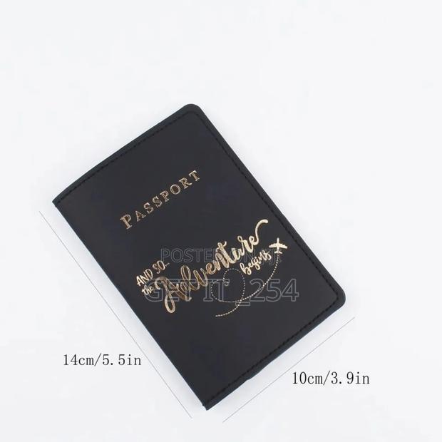 *High Quality Trendy PU Leather Passport Cover/Holder*