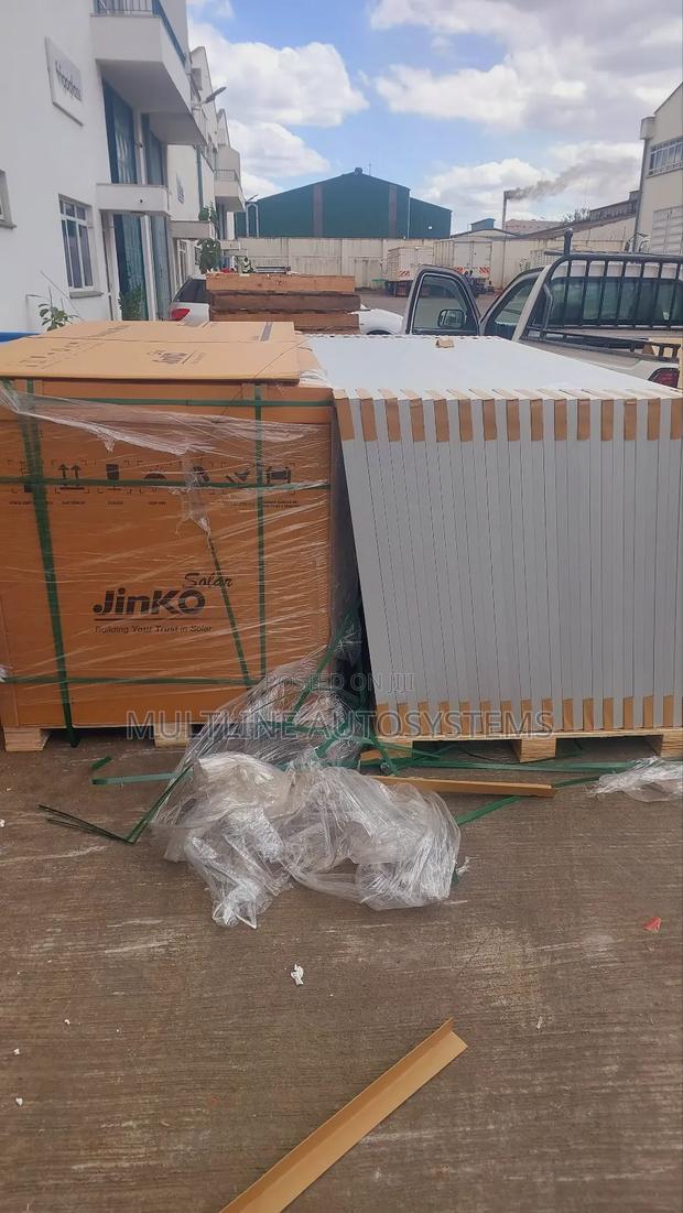 Jinko 580 Watts Half Cell Mono All Weather Solar Panels - thumbnail 4