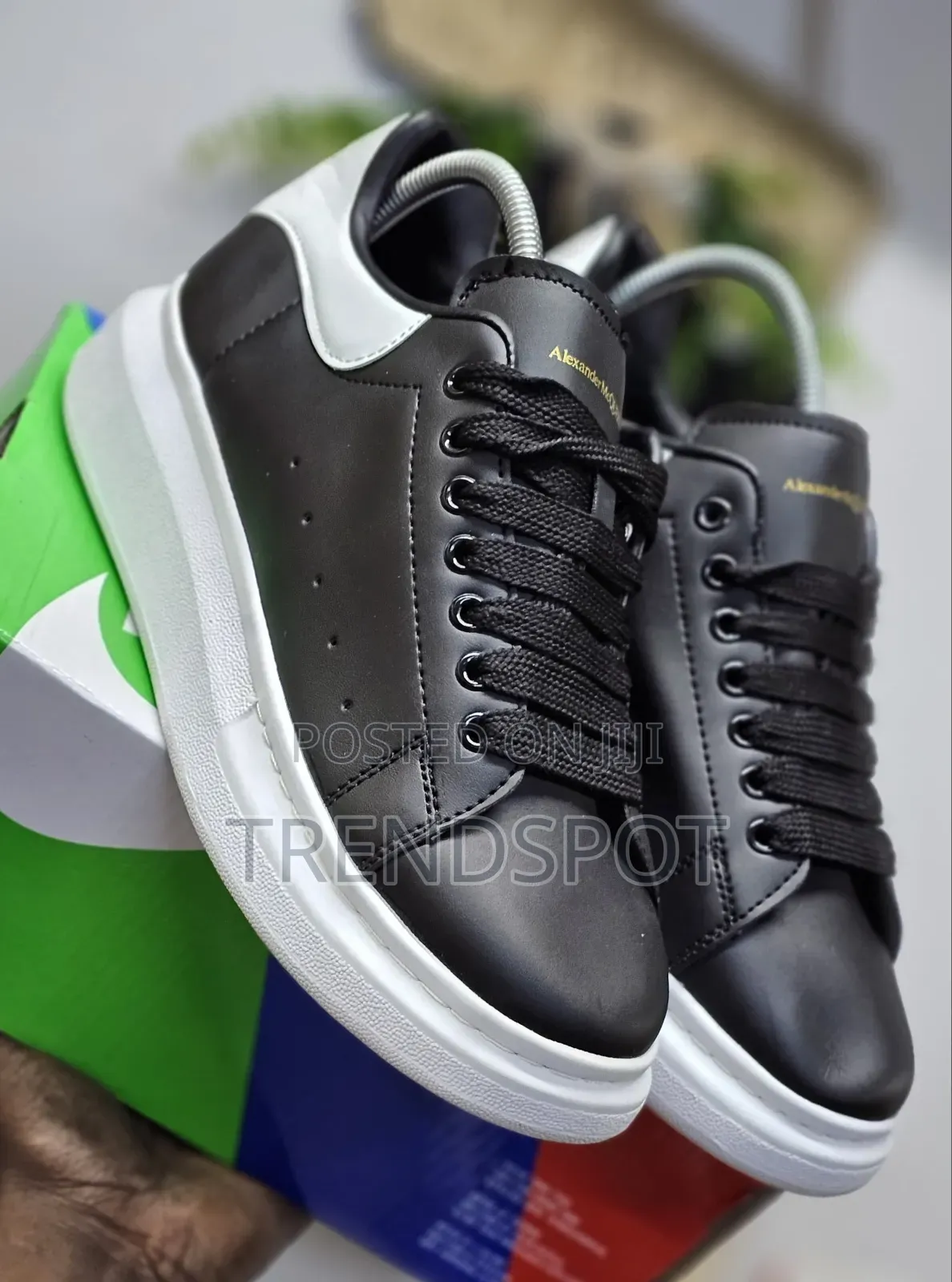 Alexander Mc Queen
1st Leather