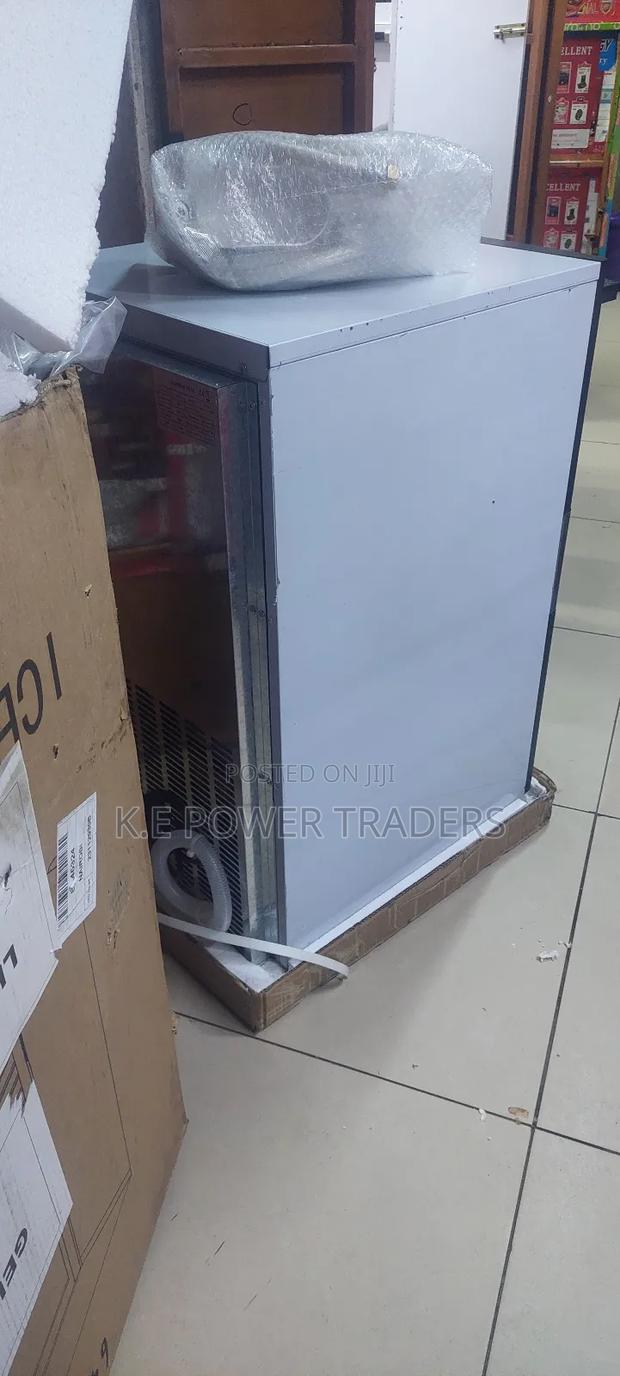 Heavy Commercial 50kg Ice Maker Machine - thumbnail 3
