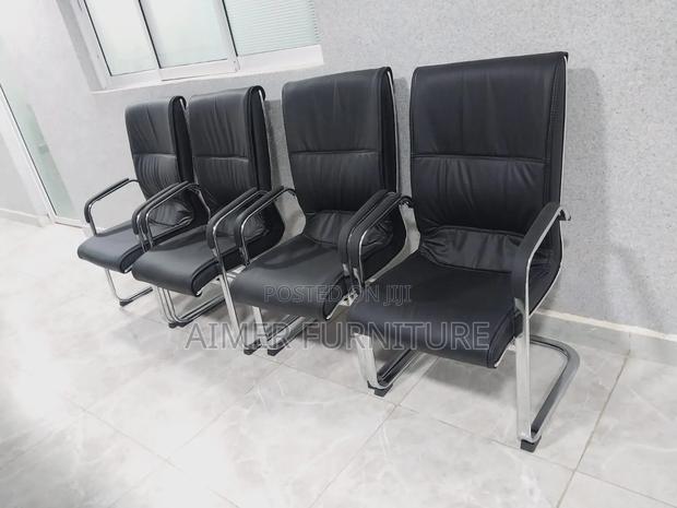 Guest Waiting Chair