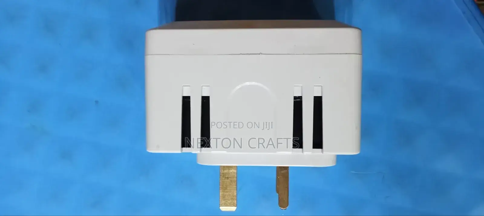 AC Multiplug Power Socket Adapter