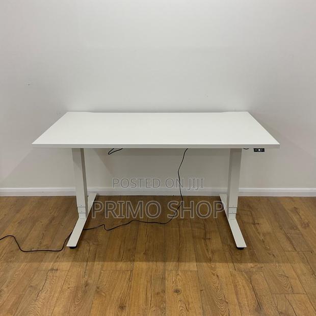 Standing Desk; White 1400mm Height Adjustable Desk - thumbnail 2
