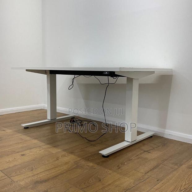 Standing Desk; White 1400mm Height Adjustable Desk - thumbnail 4