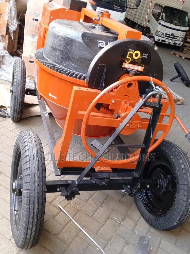 Concrete Mixer - main view