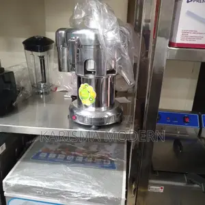 Commercial Juicer Commercial Juicer