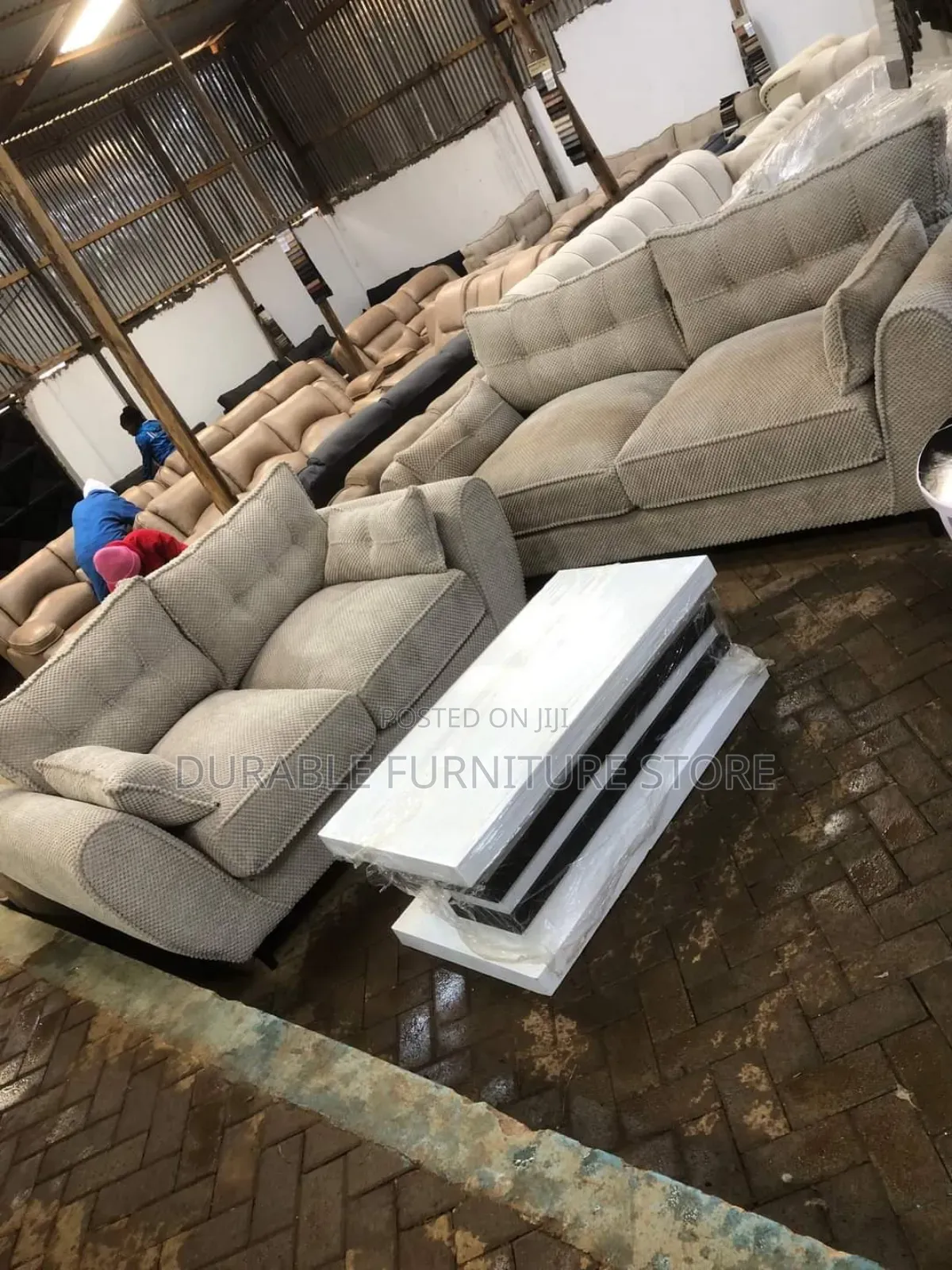 5 Seater Sofa 3-2