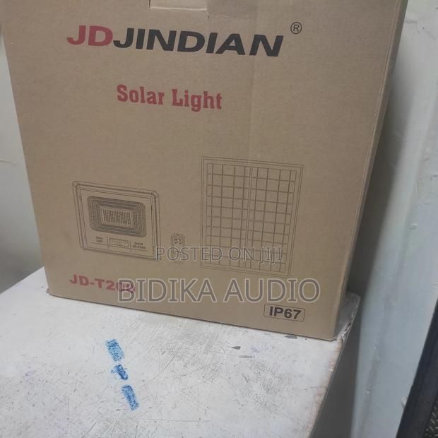 200watts Solar Panel and Lights - thumbnail 4