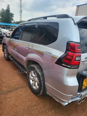 Toyota Land Cruiser Prado 2008 Silver