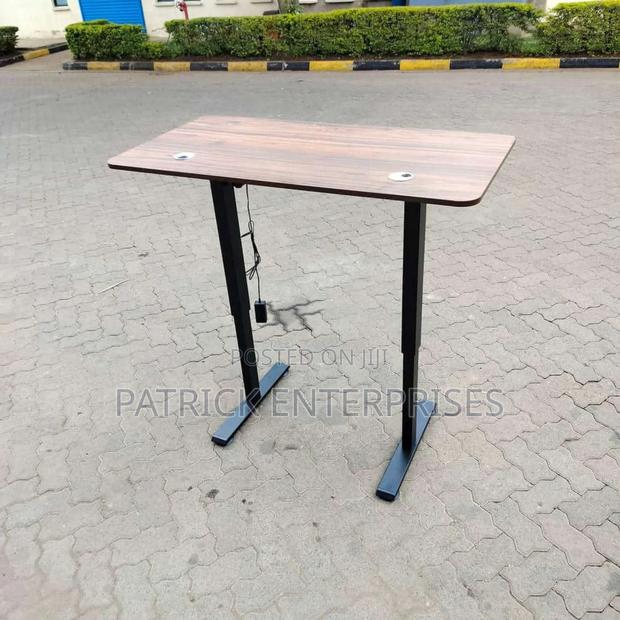 Modern Metallic 1.2 MTR Electric Adjustable Desk - thumbnail 2