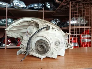 Ex-Japan Raum LHS Headlight Nonzenon