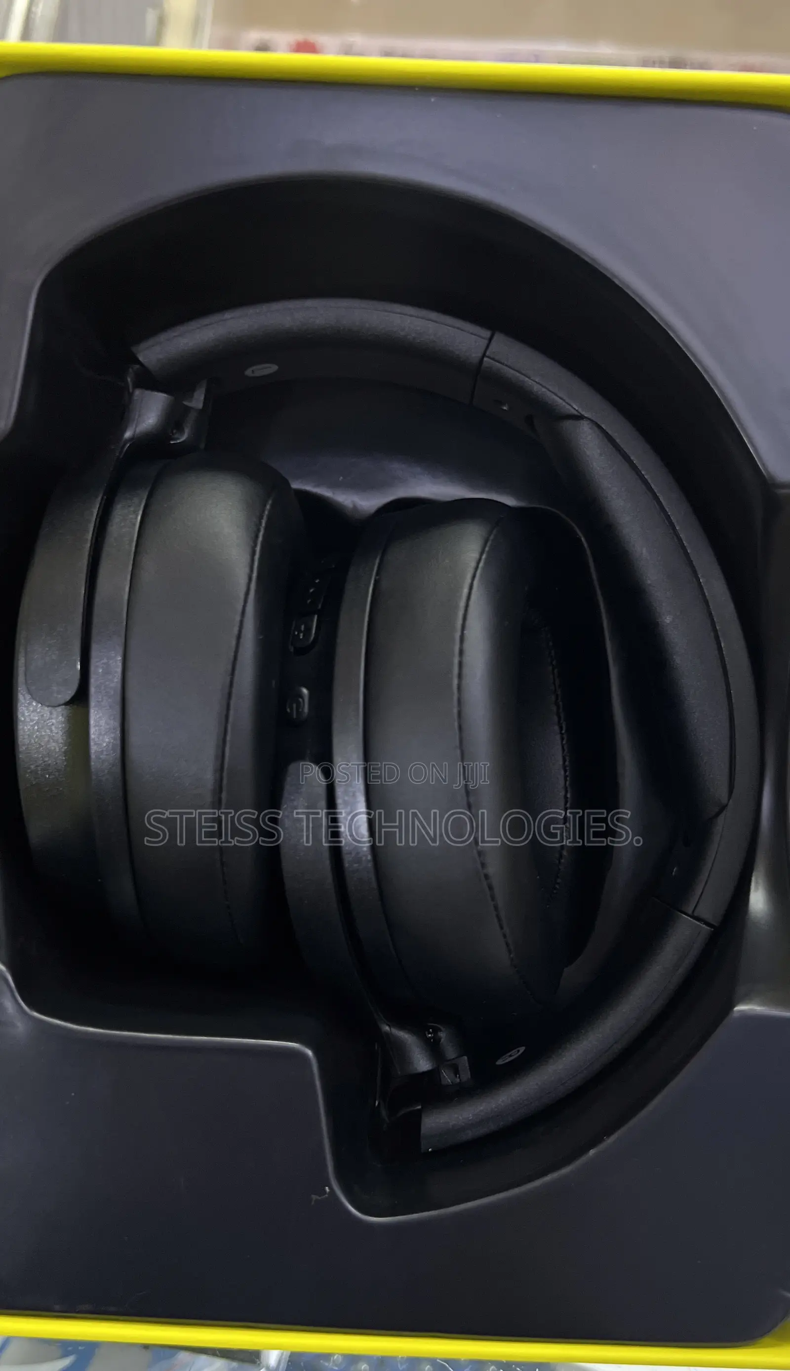 Awei Superbass Wireless Headsets.