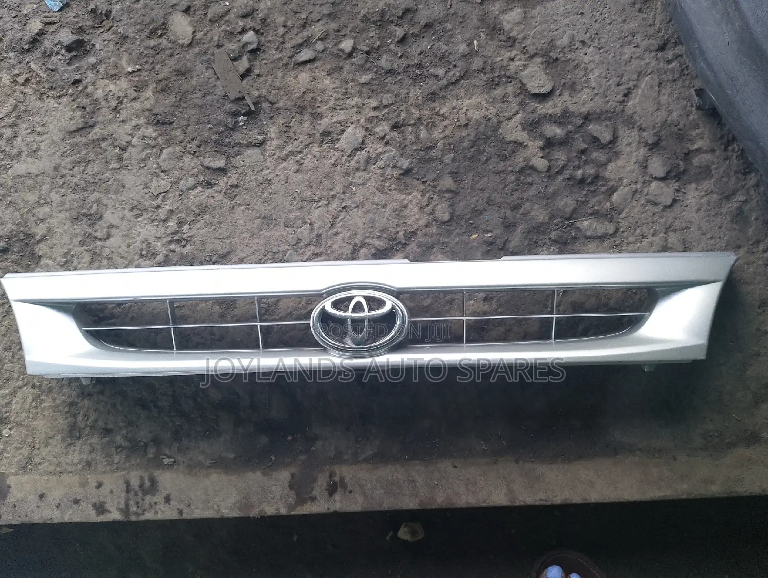 Corolla AE100/102 Original Grille