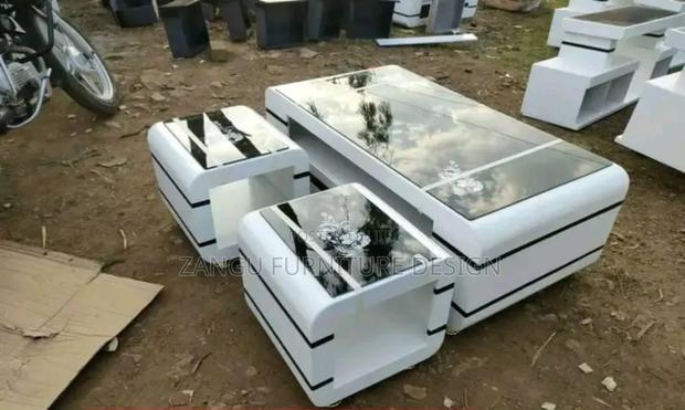 Perfectly Made Coffee Tables and 2 Stools - main view