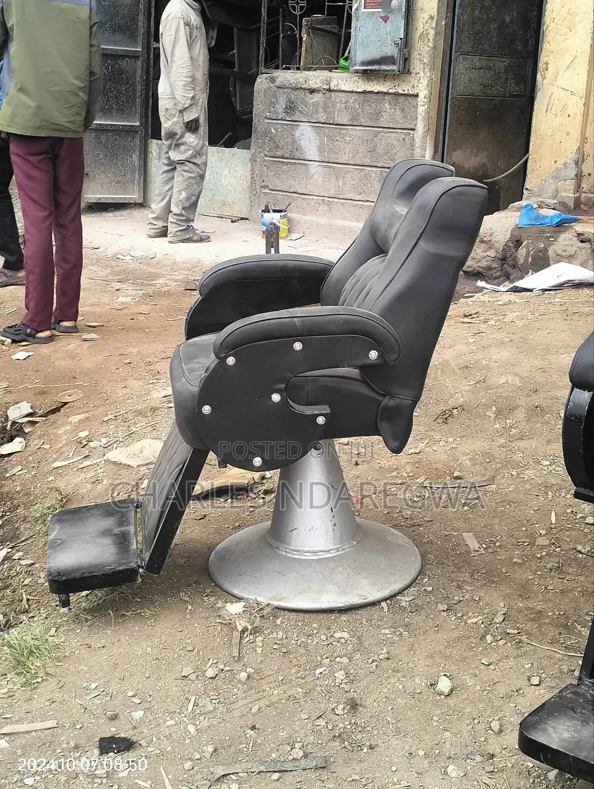 Adjustable Barber Chair for Sale