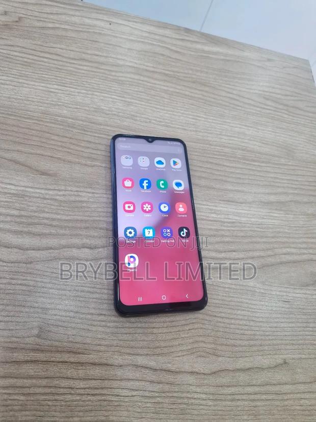 Samsung Galaxy A13 64 GB Gray - main view