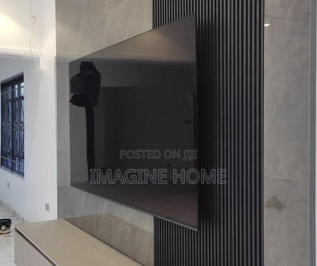 Dark Grey Fluted Wall Panels/White Marble Sheets
