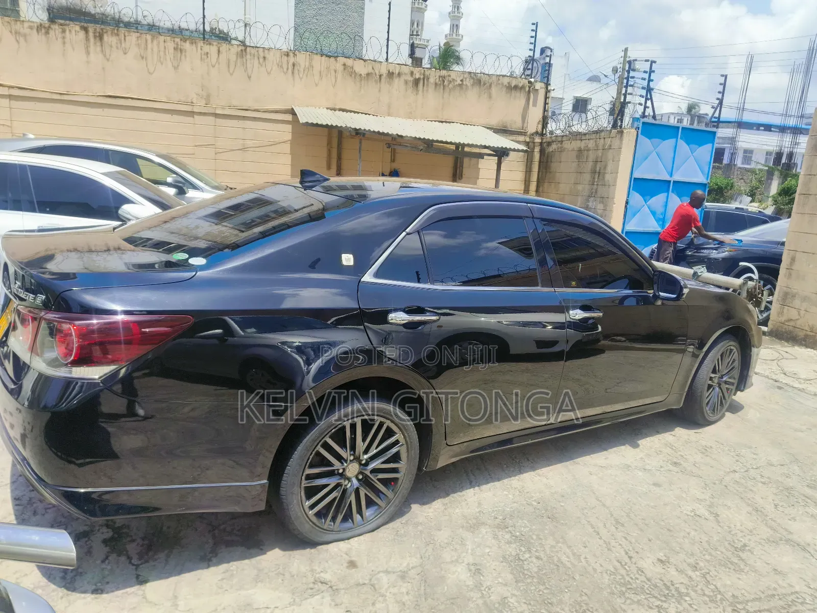 Toyota Crown 2016 Black