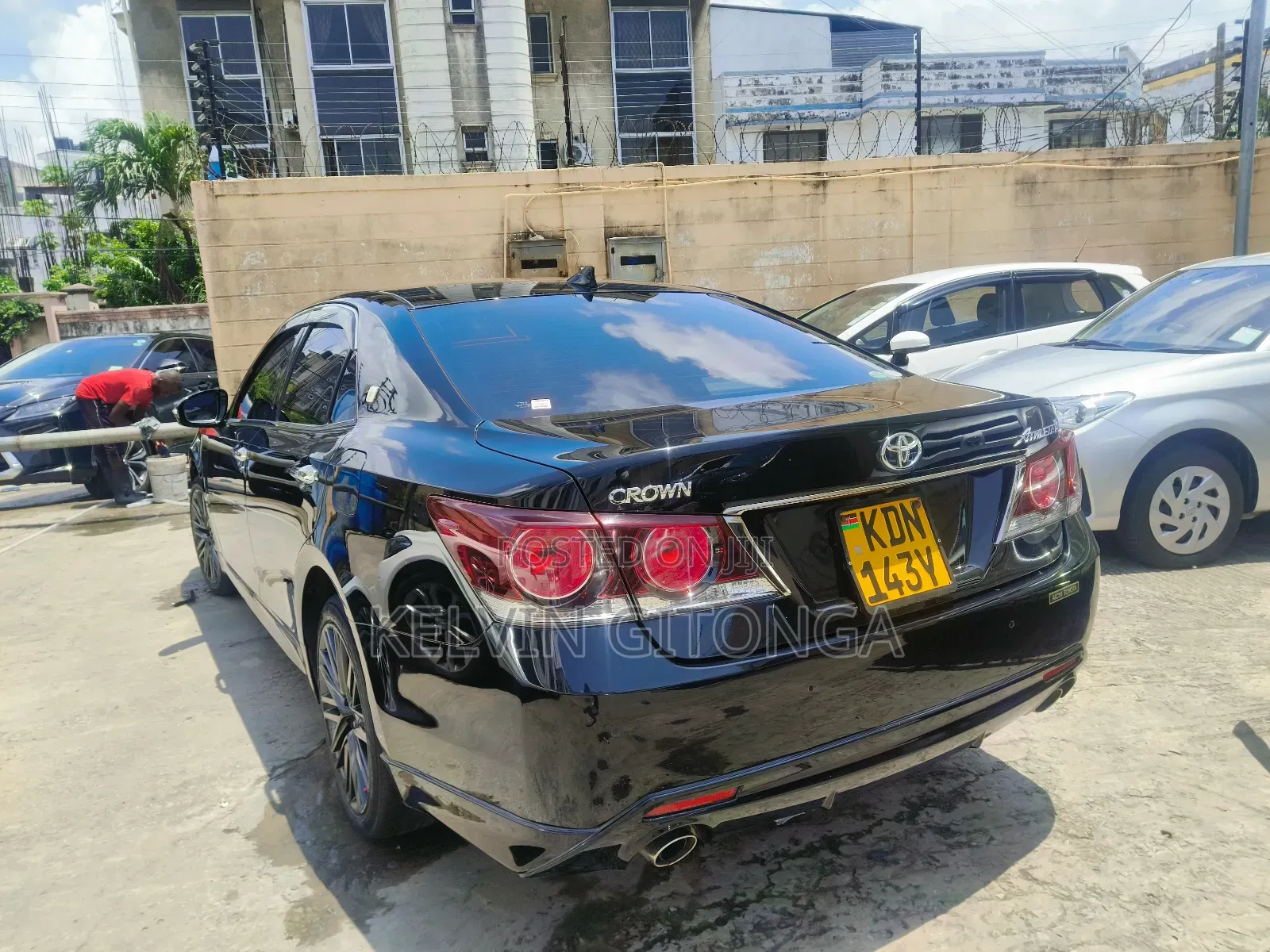 Toyota Crown 2016 Black