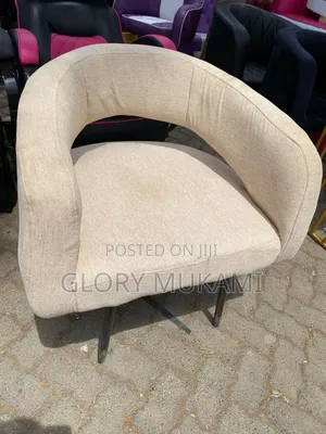 Queens Styling Chairs