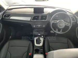 Audi Q3 2017 Silver