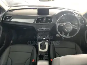 Audi Q3 2017 Silver