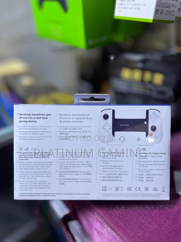 Backbone One Gaming Controller for iPhones - Playstation Edi - thumbnail 2
