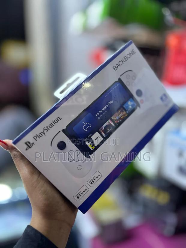 Playstation Backbone (iPhone) - thumbnail 3