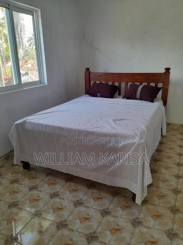 3 Bedrooms to Let - thumbnail 8