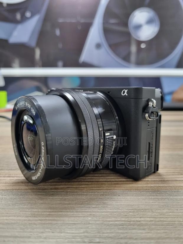 Sony A6400 Mirrorless Camera With 16-50mm Lens - main view
