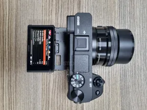 Sony A6400 Mirrorless Camera With 16-50mm Lens