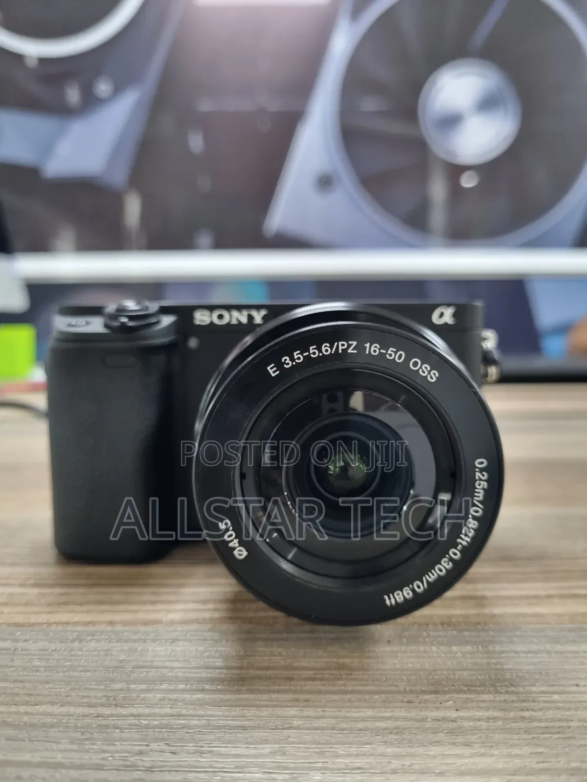 Sony A6400 Mirrorless Camera With 16-50mm Lens