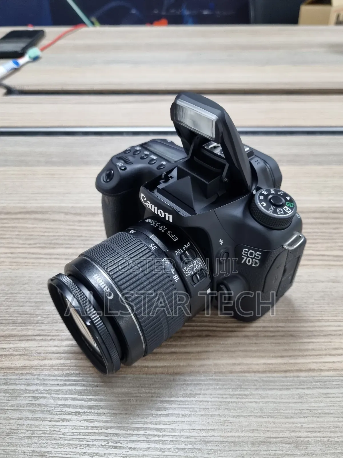 Canon Eos 70d With 18:55mm Lens