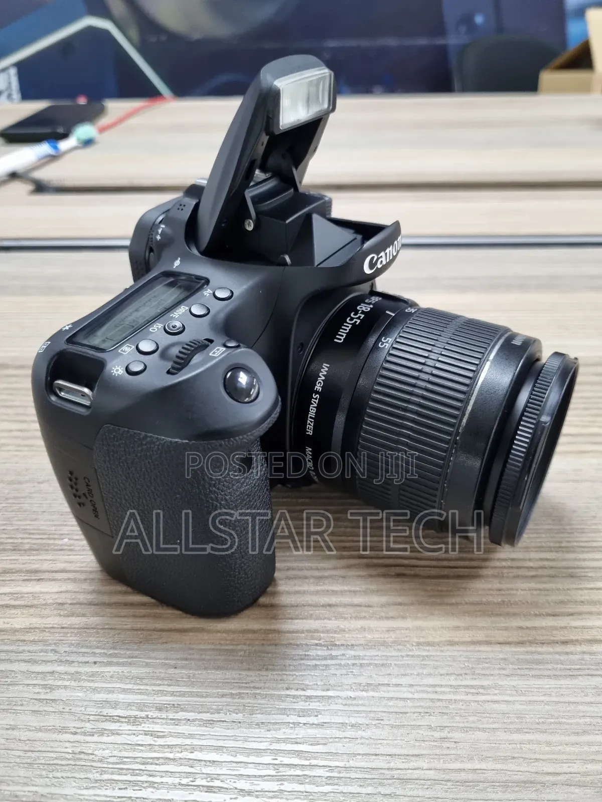 Canon Eos 70d With 18:55mm Lens