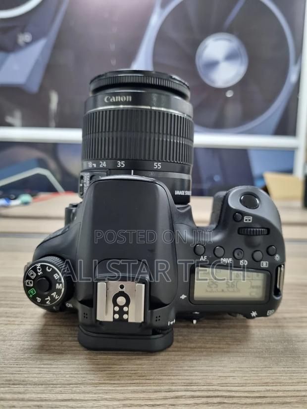 Canon Eos 70d With 18:55mm Lens - thumbnail 8