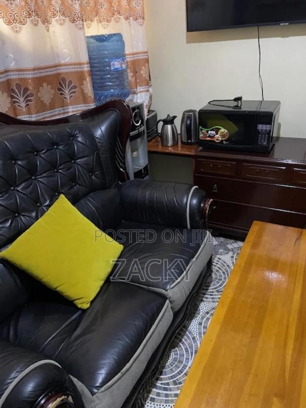 Furnished Mini Flat in Junction, Riara Rd, Valley Arcade for rent - thumbnail 4