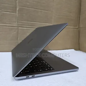 Laptop Apple MacBook Pro 8GB Apple M2 SSD 256GB