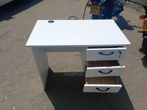 Stable Office Desk